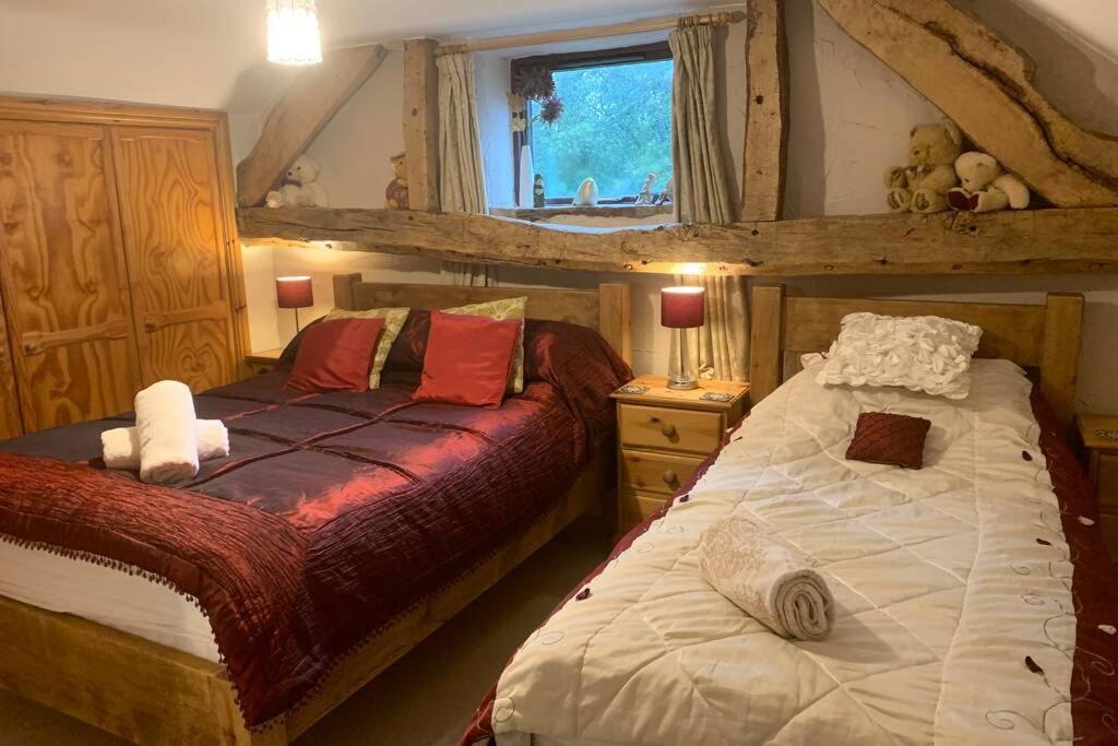 Stunning Secluded Peak District Luxurious Barn Villa ลีก ภายนอก รูปภาพ